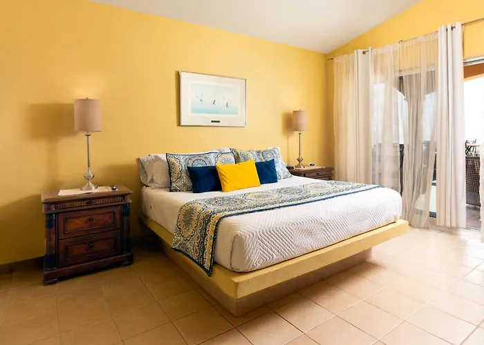 Steps To Sand: Ocean-view Cabo W/ Heated Pool Сasa de vacaciones