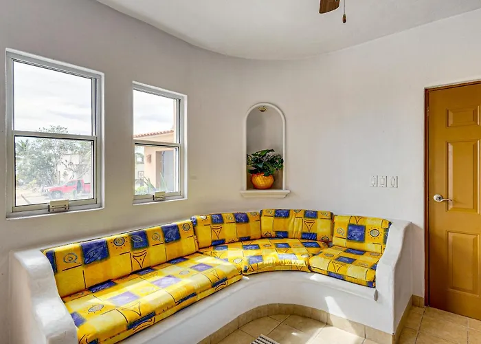 Сasa de vacaciones Steps To Sand: Ocean-view Cabo W/ Heated Pool *